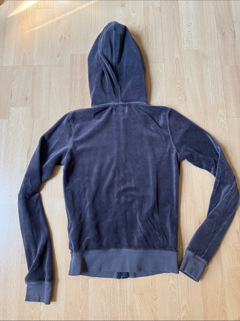 Vintage Juicy Couture zip-up jacket - Picture 3 of 6